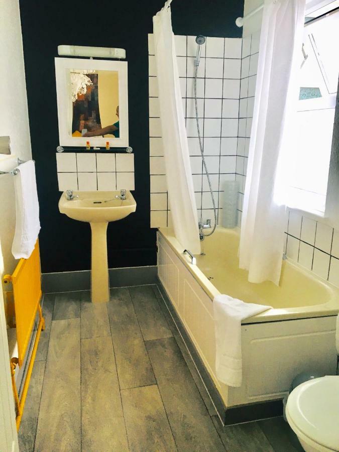 Waterfront Inn Шанклин Экстерьер фото